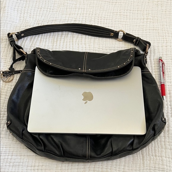 Hayden-Harnett Black Leather Shoulder Bag - Picture 6 of 11